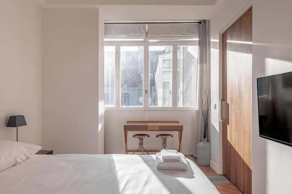 Stylish Flat 2 Bedr By Champs Elysees Paris