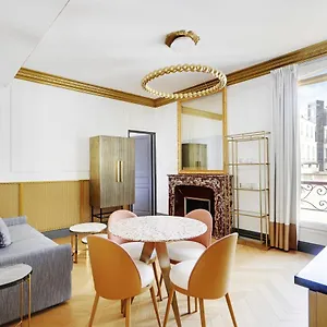 Pick A Flat's In Champs Elysees - Rue Du Colisee Paris