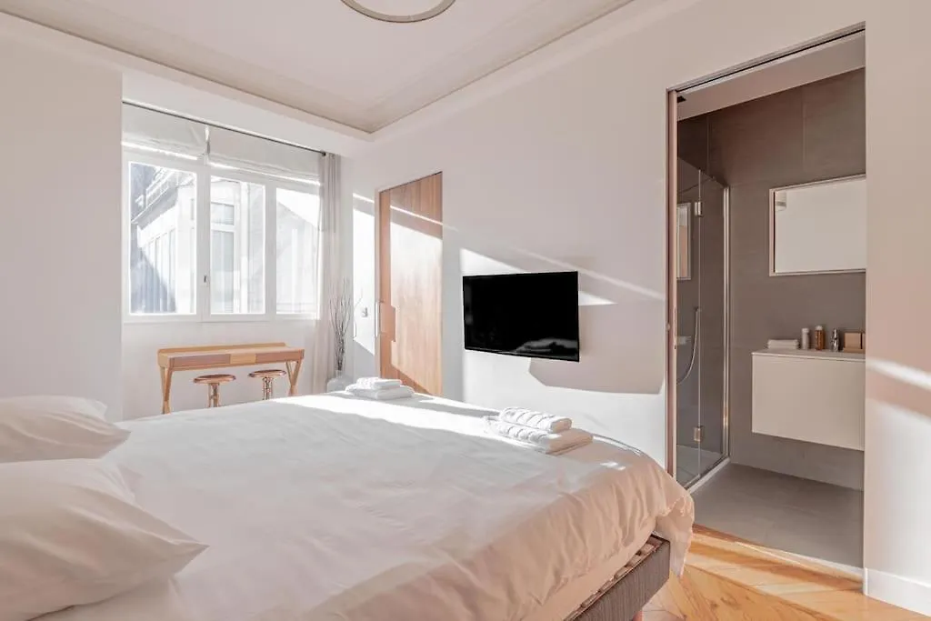 Apartment Stylish Flat 2 Bedr By Champs Elysees Paris