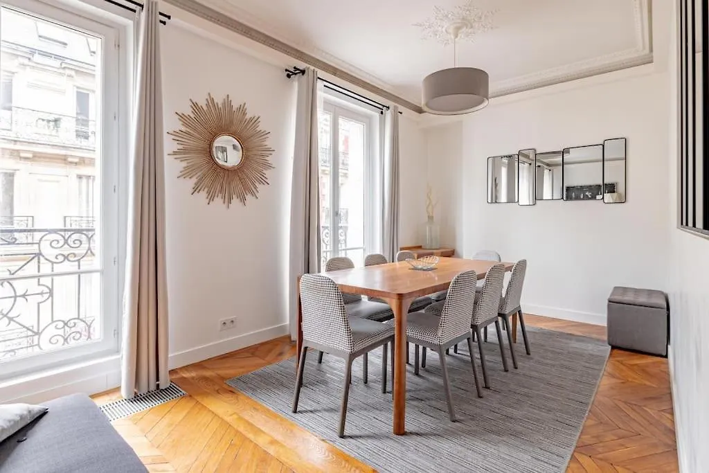 Stylish Flat 2 Bedr By Champs Elysees Paris Apartment